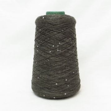 Ivory.Paillettes